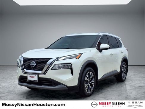 Used 2023 Nissan Rogue SV w/ SV Premium B Package image 4