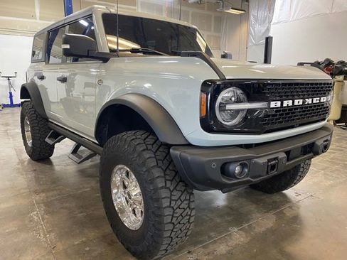Used 2023 Ford Bronco Wildtrak AWD/4WD image 4