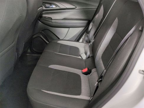 Used 2024 Chevrolet TrailBlazer LT w/ LT Cold Weather Package image 22