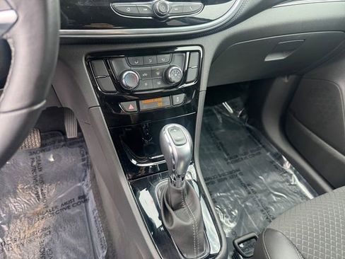 Certified 2022 Buick Encore Preferred w/ Safety Package AWD/4WD image 15