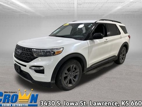 Used 2022 Ford Explorer XLT w/ Equipment Group 202A image 1