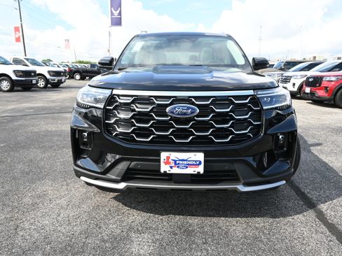 New 2026 Ford Explorer Platinum w/ LUX Leather Package AWD/4WD image 11