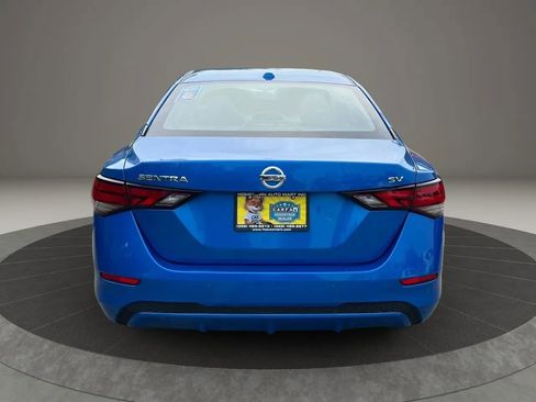 Used 2022 Nissan Sentra SV FWD image 6
