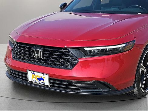 Used 2024 Honda Accord Sport image 7