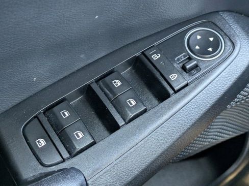 Used 2024 Kia Seltos EX image 21