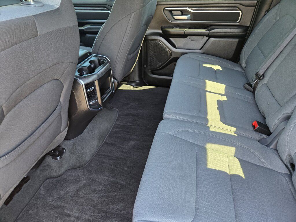 Used 2024 RAM 1500 Big Horn AWD/4WD image 10