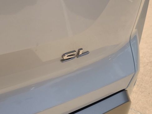 Certified 2025 Nissan Pathfinder SL FWD image 7