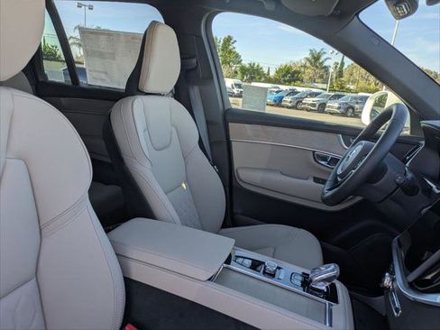 New 2026 Volvo XC90 B6 Plus w/ Protection Package image 14
