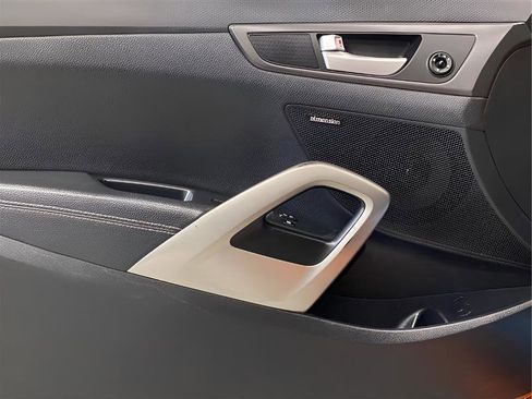 Used 2015 Hyundai Veloster Turbo w/ Option Group 04 image 9