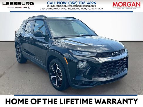 Used 2021 Chevrolet TrailBlazer RS w/ Technology Package FWD image 1