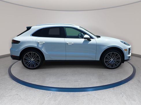 Used 2020 Porsche Macan S AWD/4WD image 4