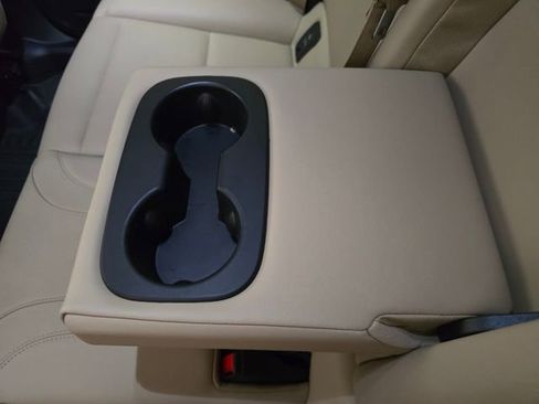 Used 2025 Buick Envision Preferred image 32