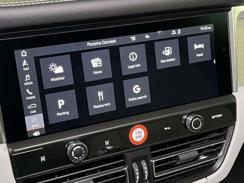 New 2026 Porsche Macan image 28