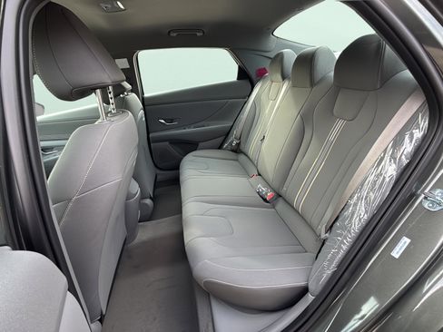 New 2026 Hyundai Elantra Sport FWD image 18