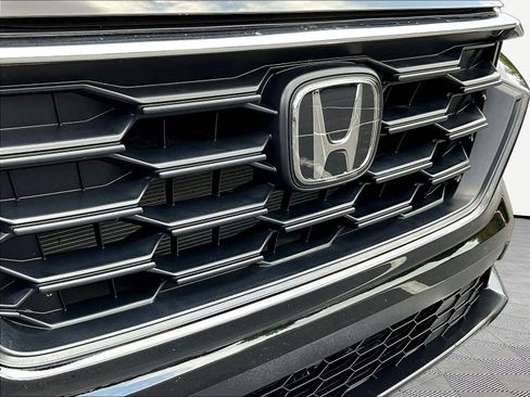 Used 2024 Honda CR-V LX image 33