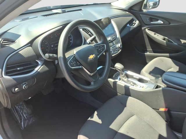 Used 2024 Chevrolet Malibu LT FWD image 15