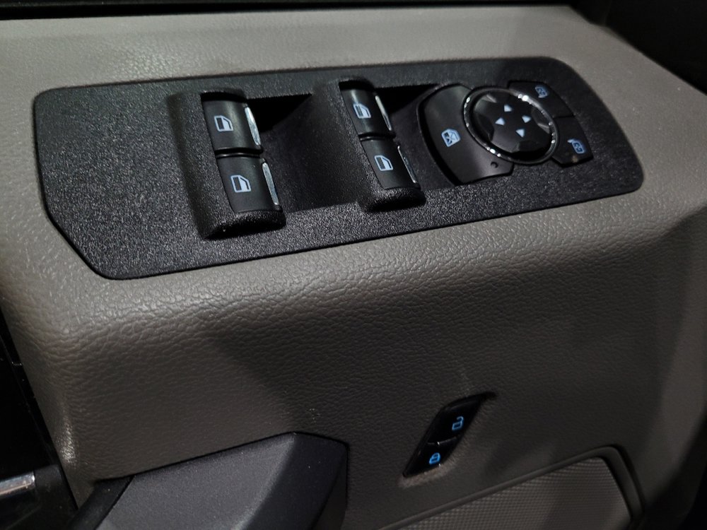 Used 2018 Ford F150 XLT w/ Equipment Group 302A Luxury AWD/4WD image 27