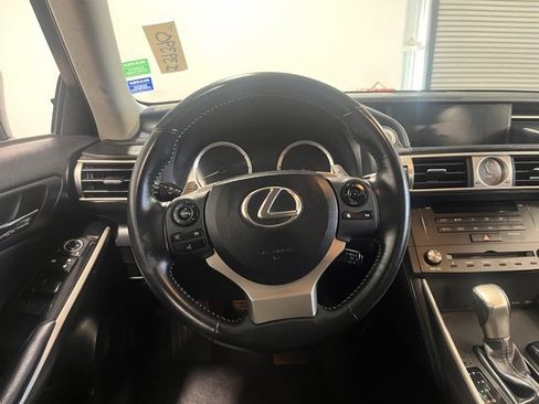 Used 2015 Lexus IS 250 image 17