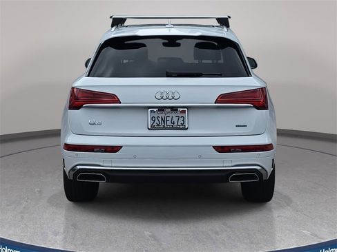 Certified 2025 Audi Q5 2.0T Premium Plus w/ Premium Plus Package image 4