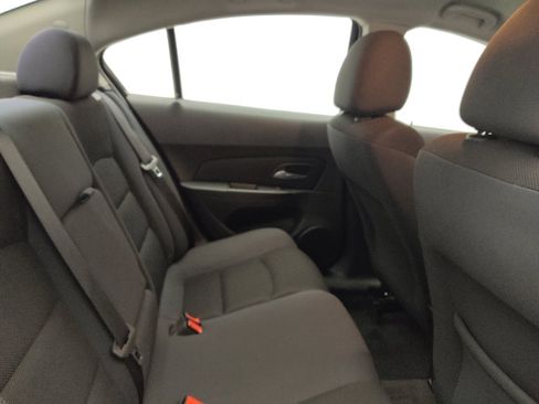 Used 2015 Chevrolet Cruze LT FWD image 19