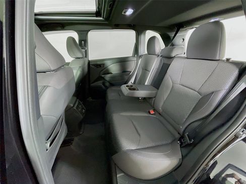 Certified 2025 Subaru Forester Premium image 27