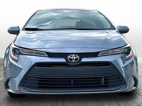 Used 2024 Toyota Corolla LE FWD image 2