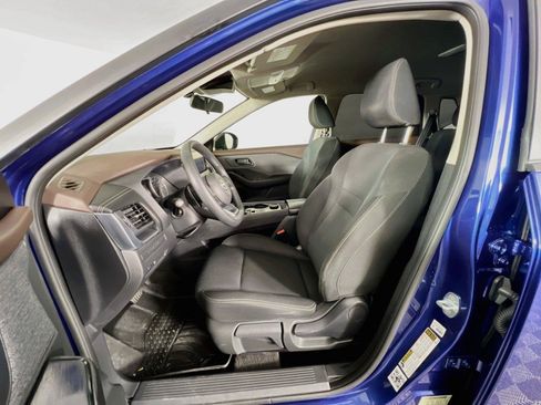 Used 2023 Nissan Rogue S AWD/4WD image 22