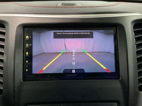 Used 2015 Jeep Cherokee Trailhawk w/ Comfort/Convenience Group image 14