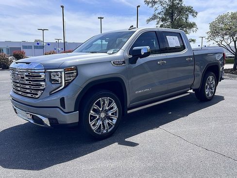 Used 2024 GMC Sierra 1500 Denali w/ Denali Reserve Package AWD/4WD image 7