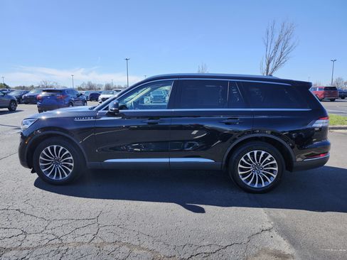 Used 2024 Lincoln Aviator Premiere w/ Premium Package image 14