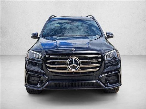 New 2026 Mercedes-Benz GLS 450 4MATIC image 6