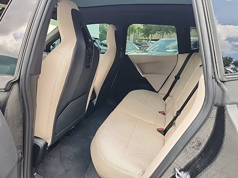 Used 2023 BMW iX xDrive50 w/ Sport Package AWD/4WD image 3