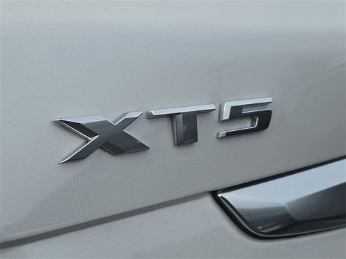 New 2025 Cadillac XT5 Premium Luxury image 10
