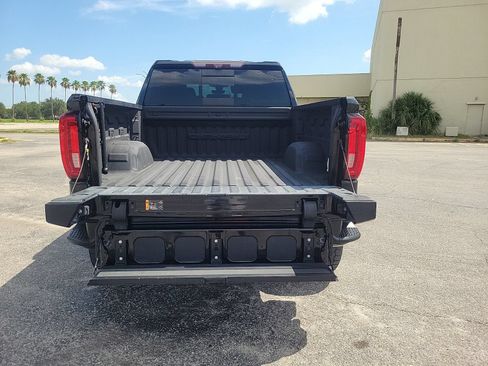 Used 2020 GMC Sierra 1500 Denali w/ Denali Ultimate Package AWD/4WD image 7