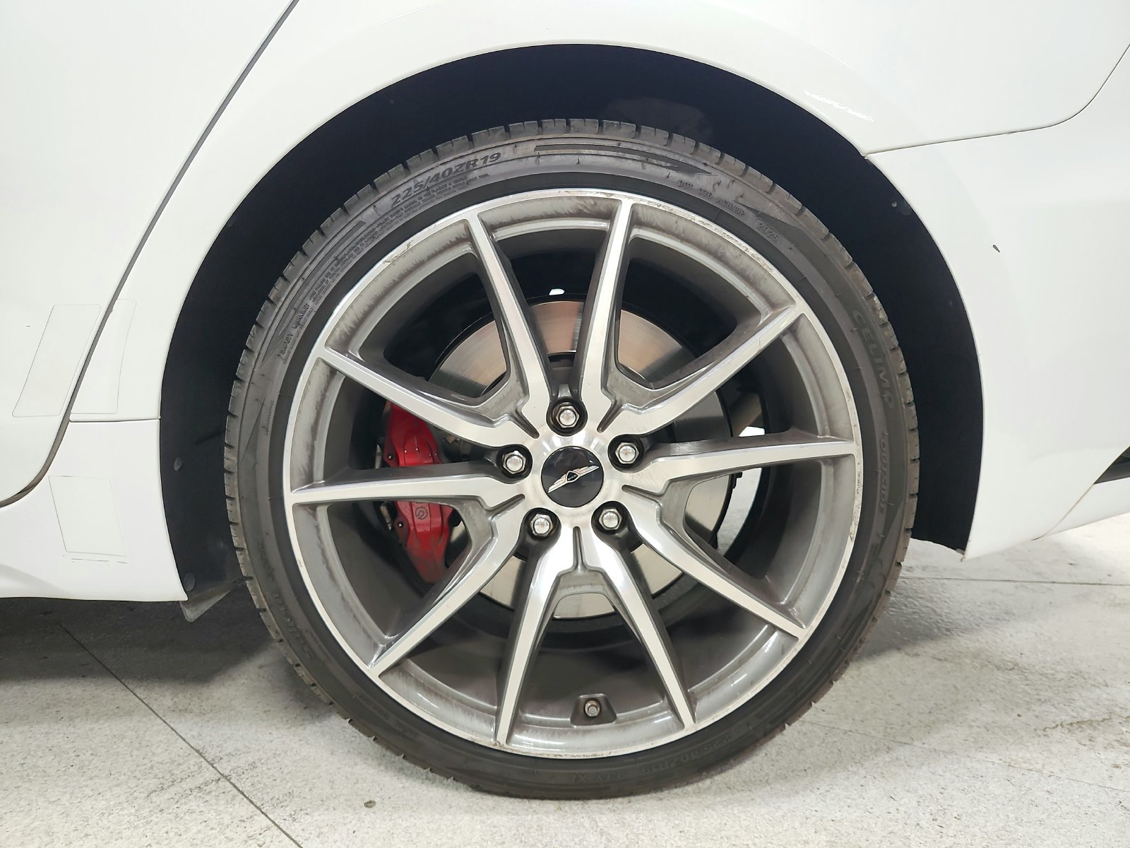 Used 2025 Genesis G70 2.5T RWD image 19