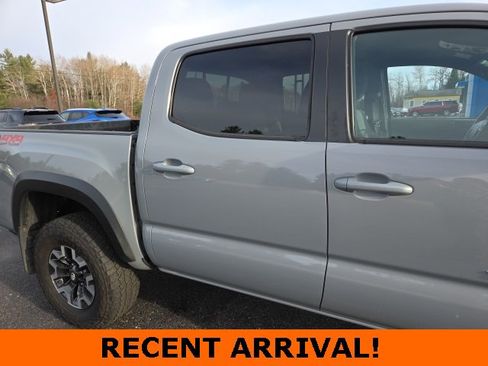 Used 2021 Toyota Tacoma TRD Off-Road image 29