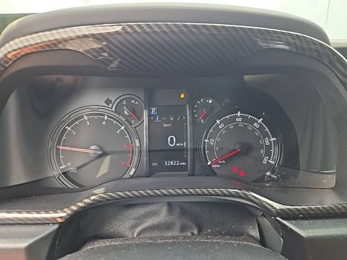 Used 2024 Toyota 4Runner SR5 Premium w/ Moonroof Package AWD/4WD image 7