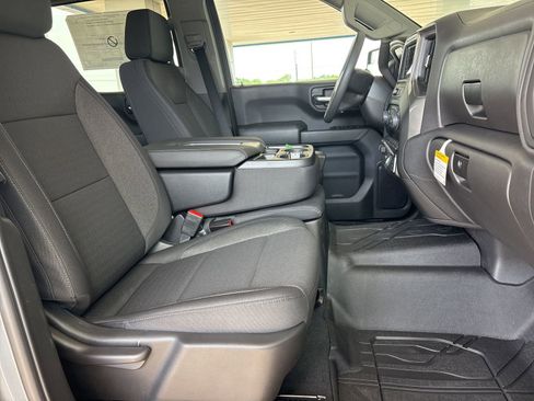 New 2026 Chevrolet Silverado 1500 Custom RWD image 16
