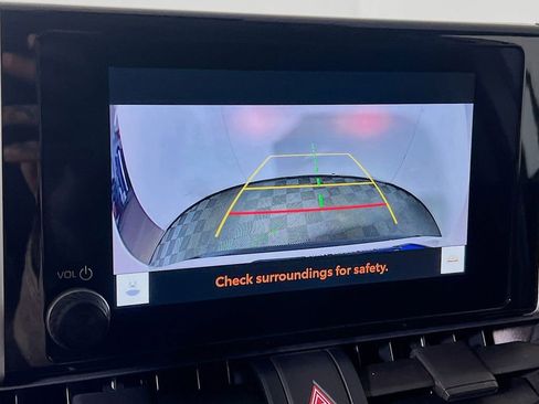 Certified 2025 Toyota RAV4 LE AWD/4WD image 13
