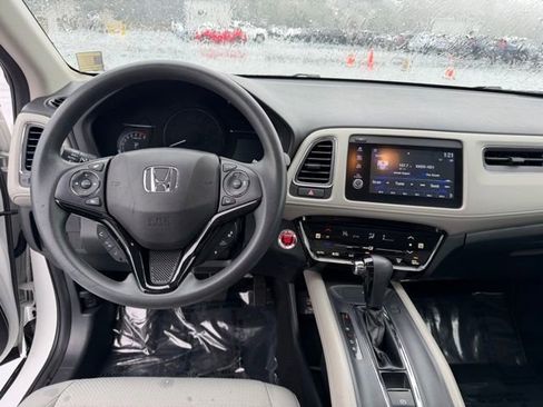 Certified 2021 Honda HR-V EX image 17