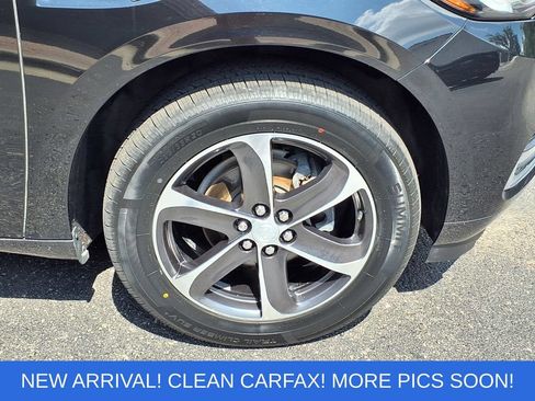 Used 2020 Buick Enclave Essence w/ Sport Touring Edition FWD image 30