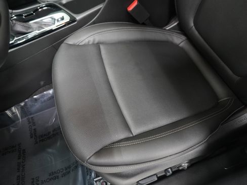 Used 2024 Buick Encore GX Sport Touring w/ Comfort Package image 11