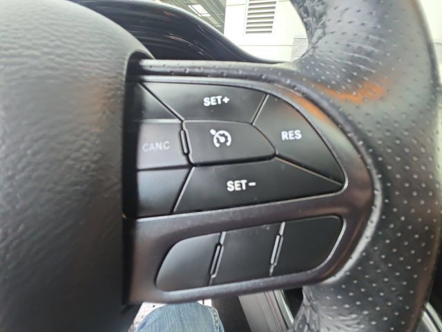 Used 2022 Dodge Durango R/T w/ Trailer Tow Group IV AWD/4WD image 19