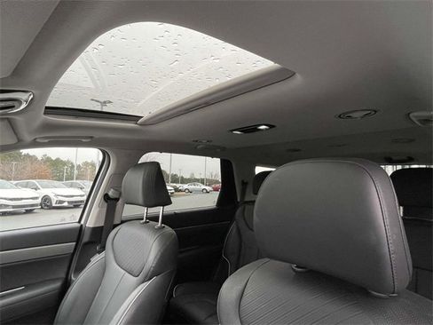 Used 2025 Hyundai Palisade SEL image 2