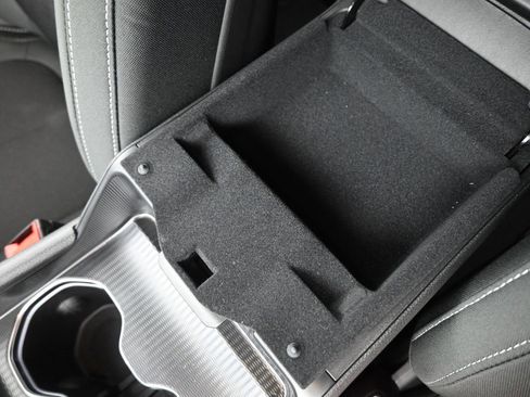 New 2025 Jeep Grand Cherokee Laredo w/ Luxury Tech Group I image 4