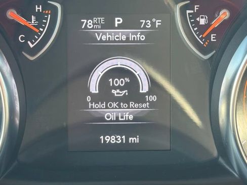Used 2023 Jeep Gladiator Sport AWD/4WD image 18