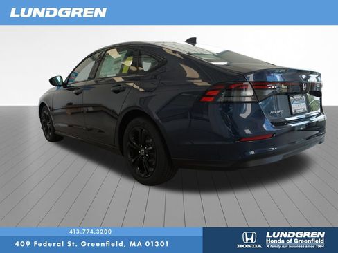 Used 2025 Honda Accord SE image 6