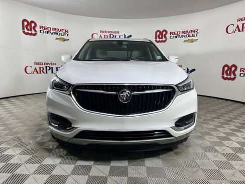 Used 2021 Buick Enclave Essence w/ Sound and Sites Package image 2