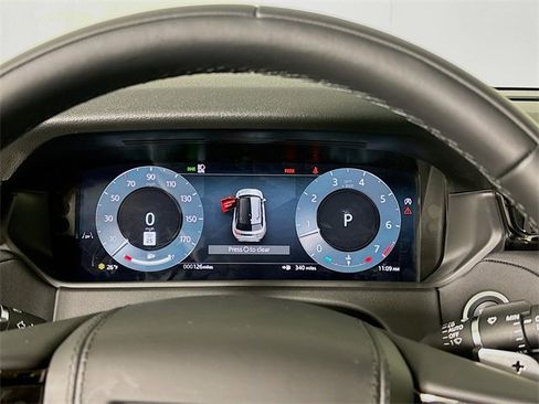 Used 2025 Land Rover Range Rover Velar S image 13