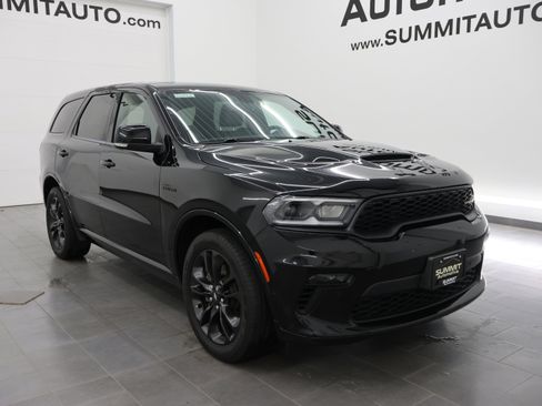 Used 2022 Dodge Durango R/T w/ Trailer Tow Group IV AWD/4WD image 2